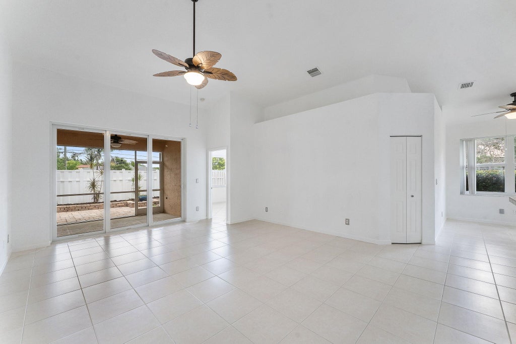 Photo of 2515 Coral Trace Circle N, Delray Beach, FL 33445 (MLS # R11118793)