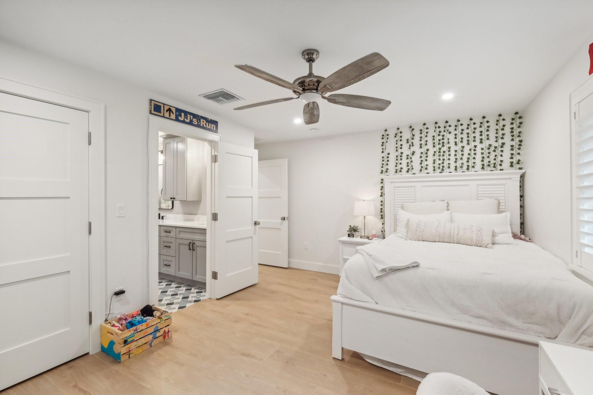 Coral Key Villas Sec 9 90 - Residential