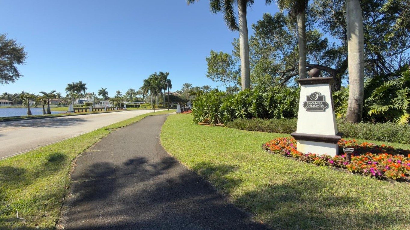 SECTOR 2-PARCELS 1 2 3 4 - Residential