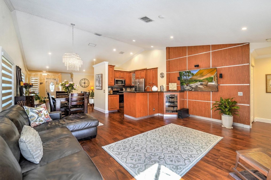 SECTOR 2-PARCELS 1 2 3 4 - Residential