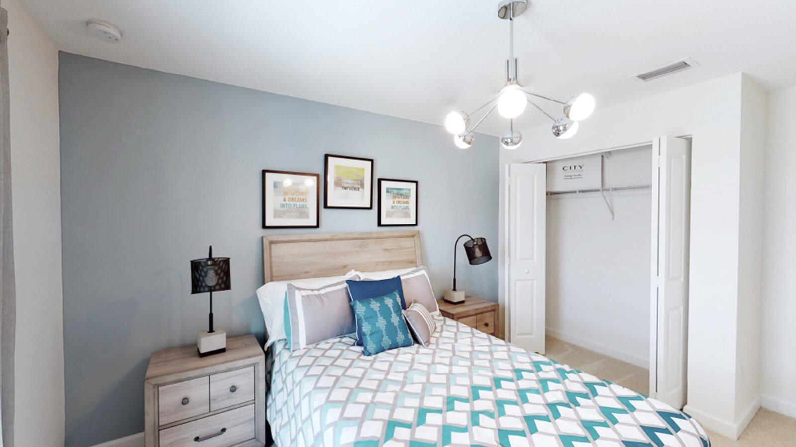 LAKESHORE AT THE FOUNTAINS REPLAT - Residential