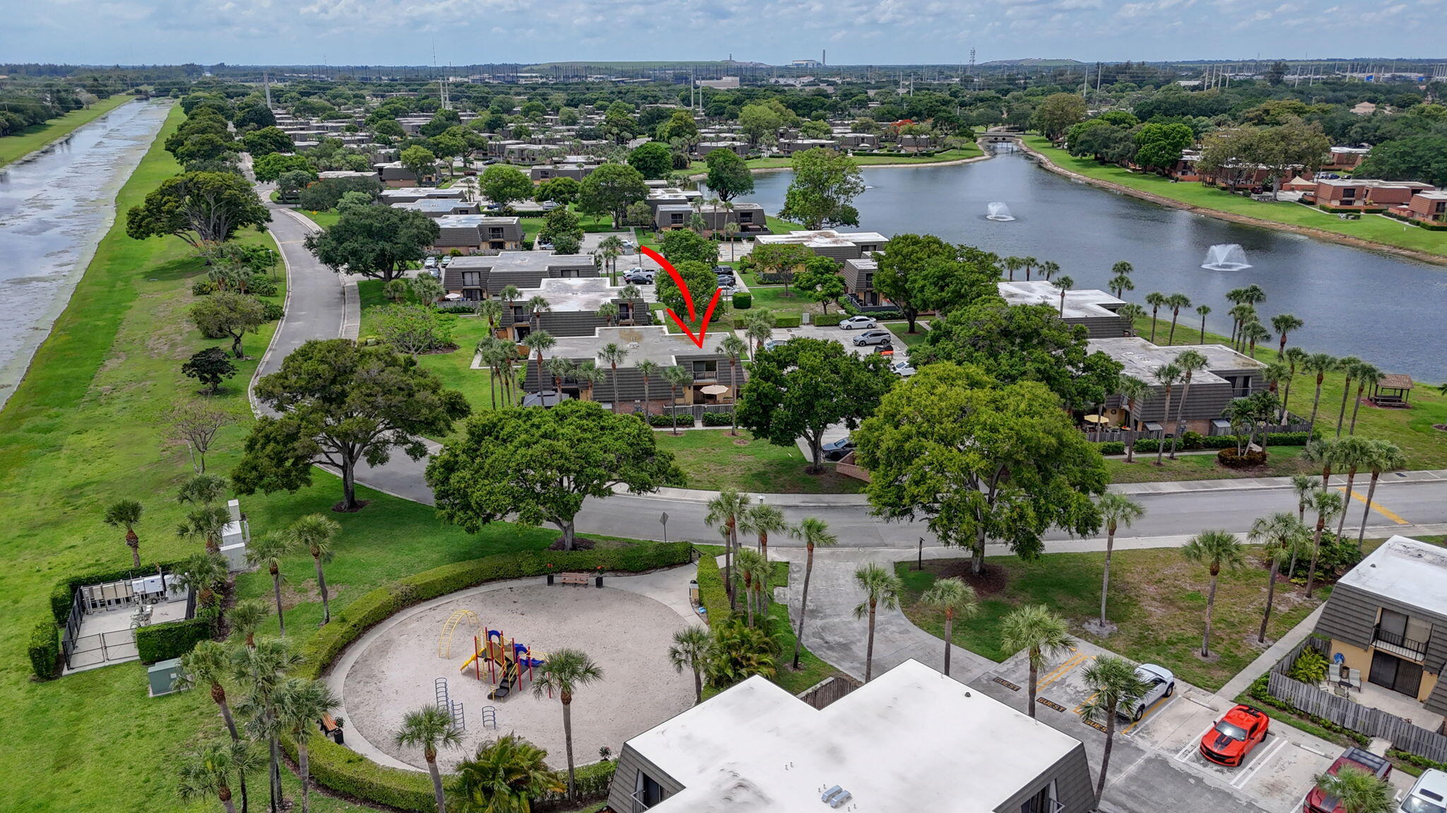 VILLAGE OF SANDALWOOD LAKES 1 - Residential