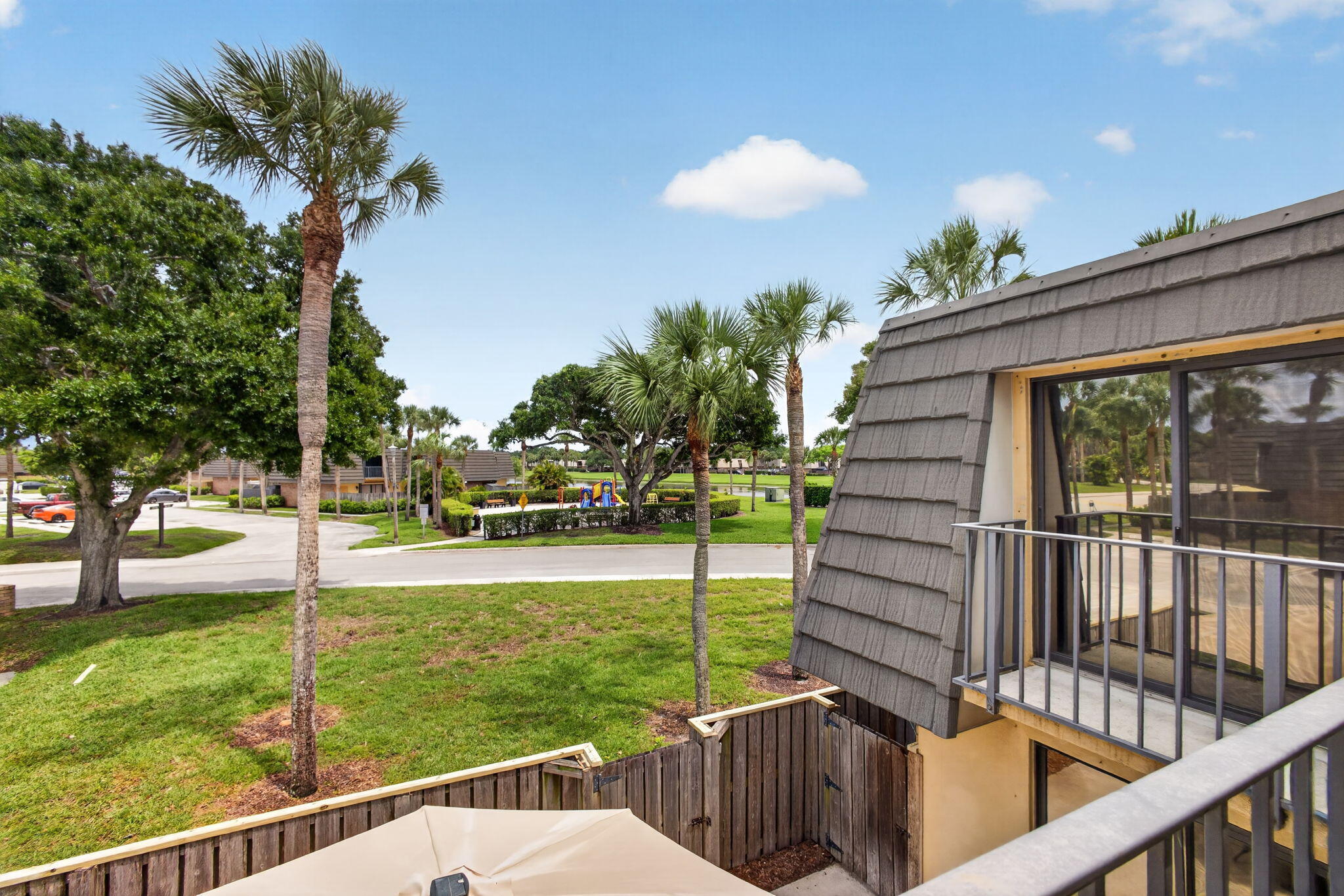VILLAGE OF SANDALWOOD LAKES 1 - Residential