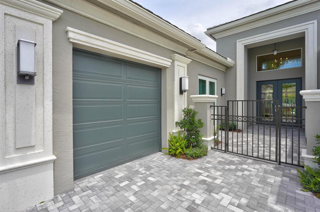 Photo of 12824 VENETO SPRINGS Drive, Boynton Beach, FL 33473 (MLS # B26070026)