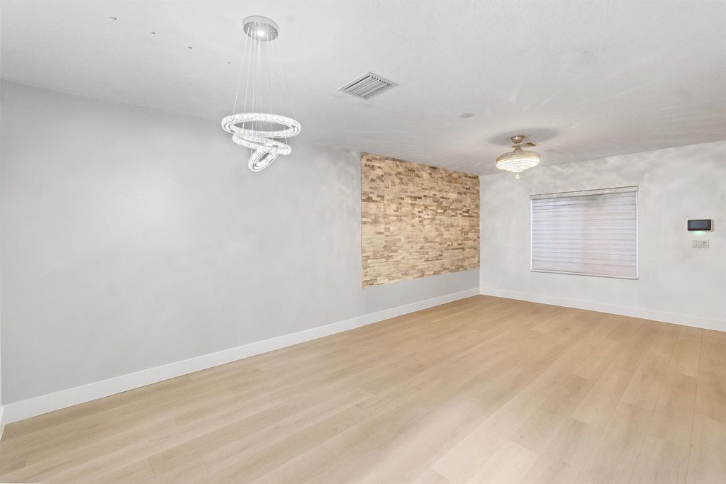 Photo of 176 SE 2nd Street SE, Deerfield Beach, FL 33441 (MLS # R11133208)