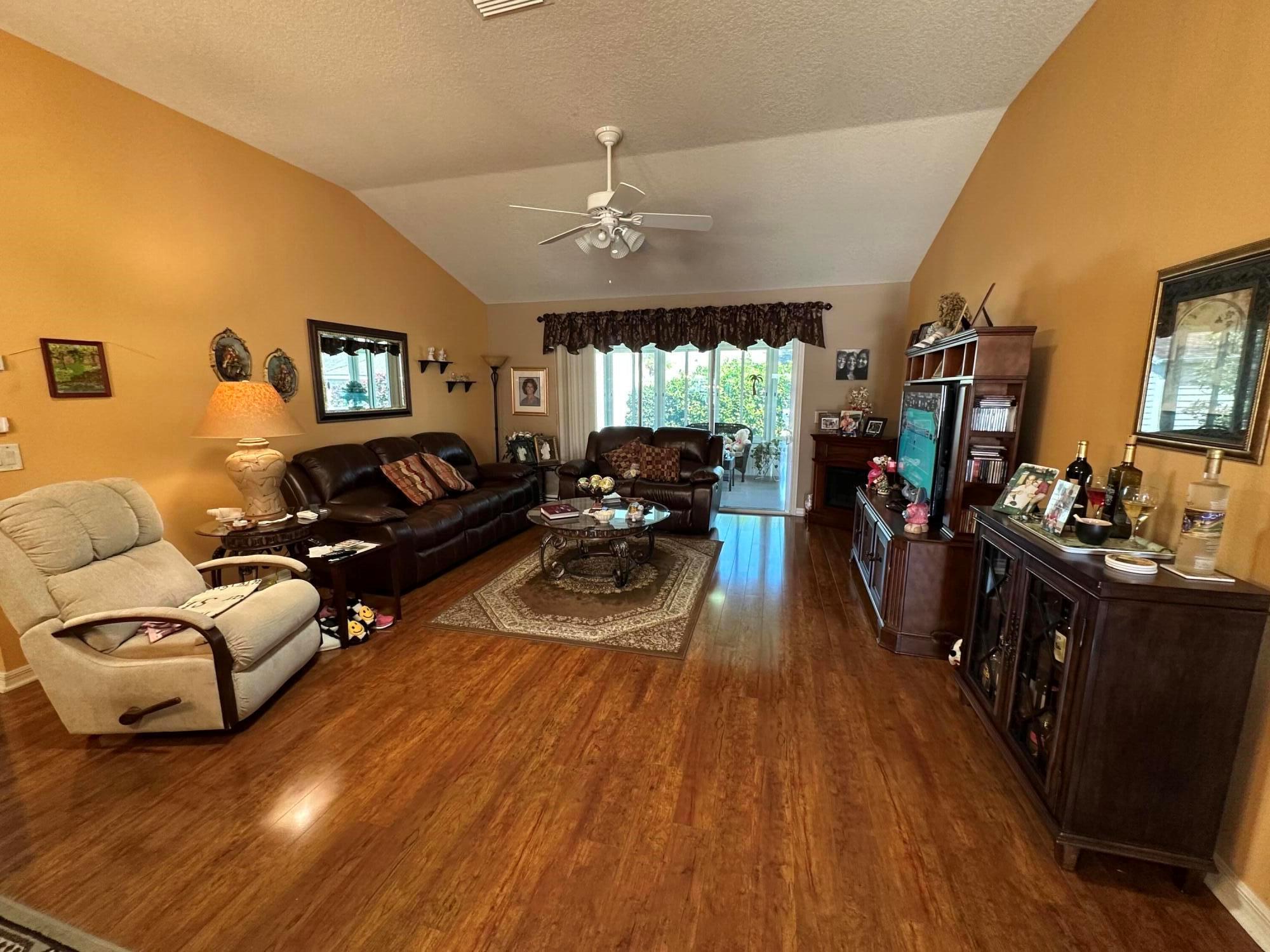 2479 Port Royal Court