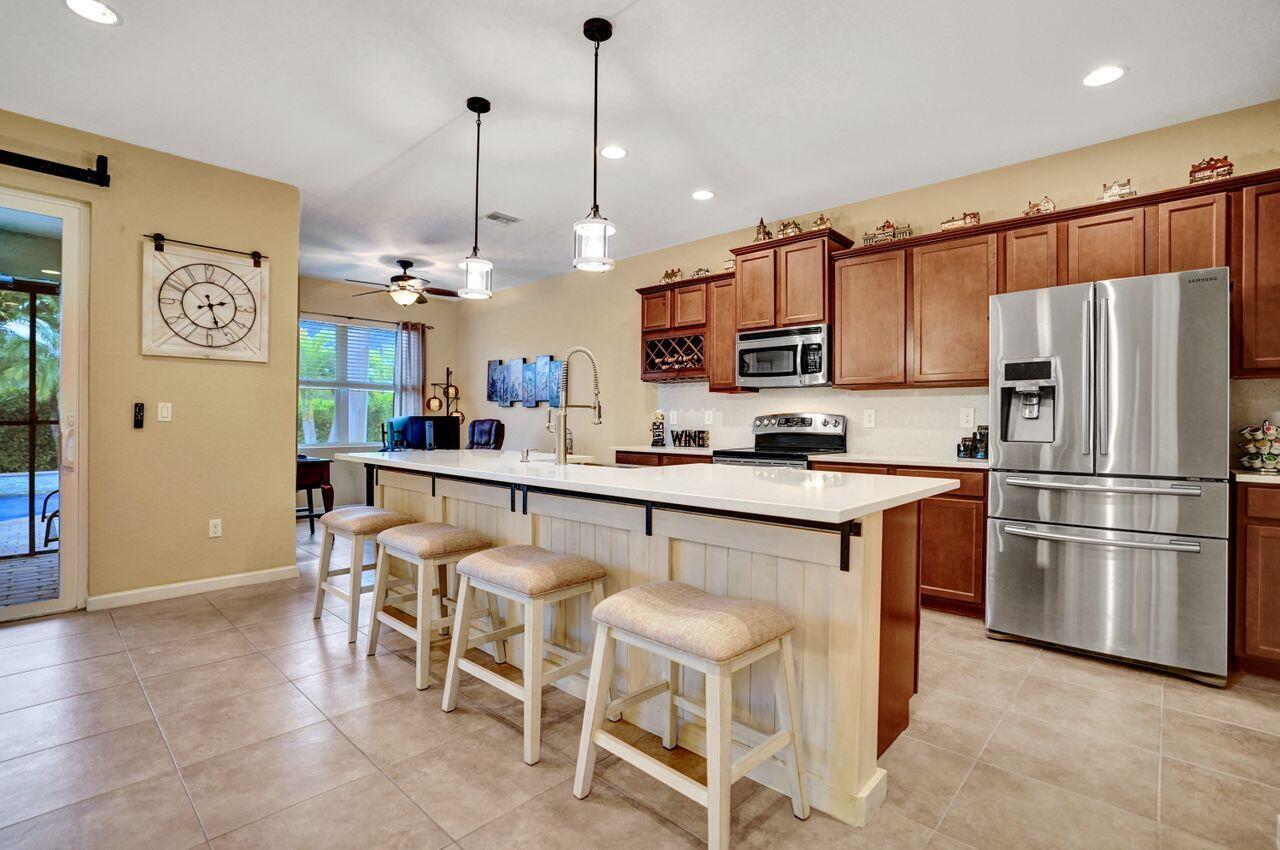 9393 Silent Oak Circle