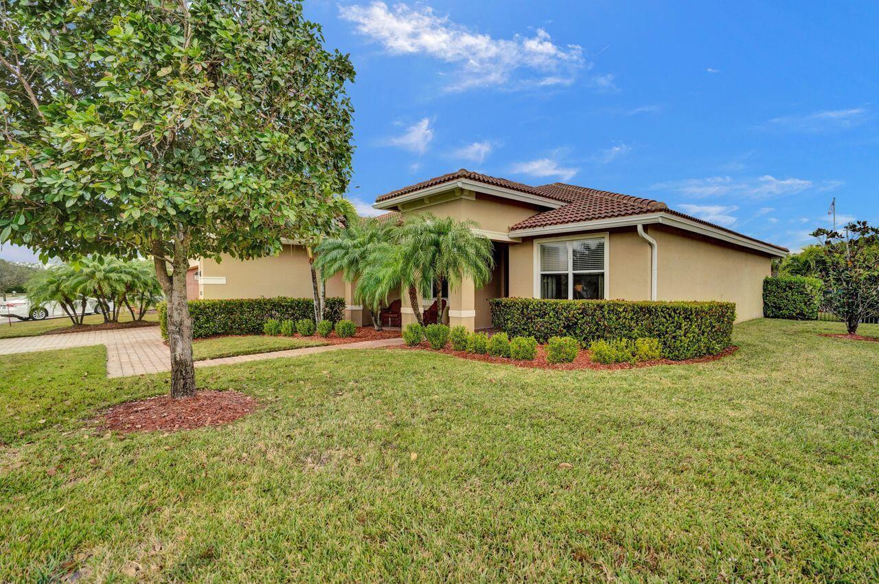 9393 Silent Oak Circle