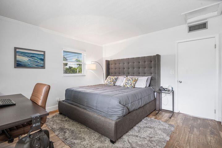 SHERWOOD HOUSE APTS CONDO - Residential Lease