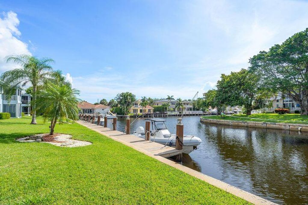 Photo of 6100 NE 7th Avenue #21, Boca Raton, FL 33487 (MLS # R11165699)