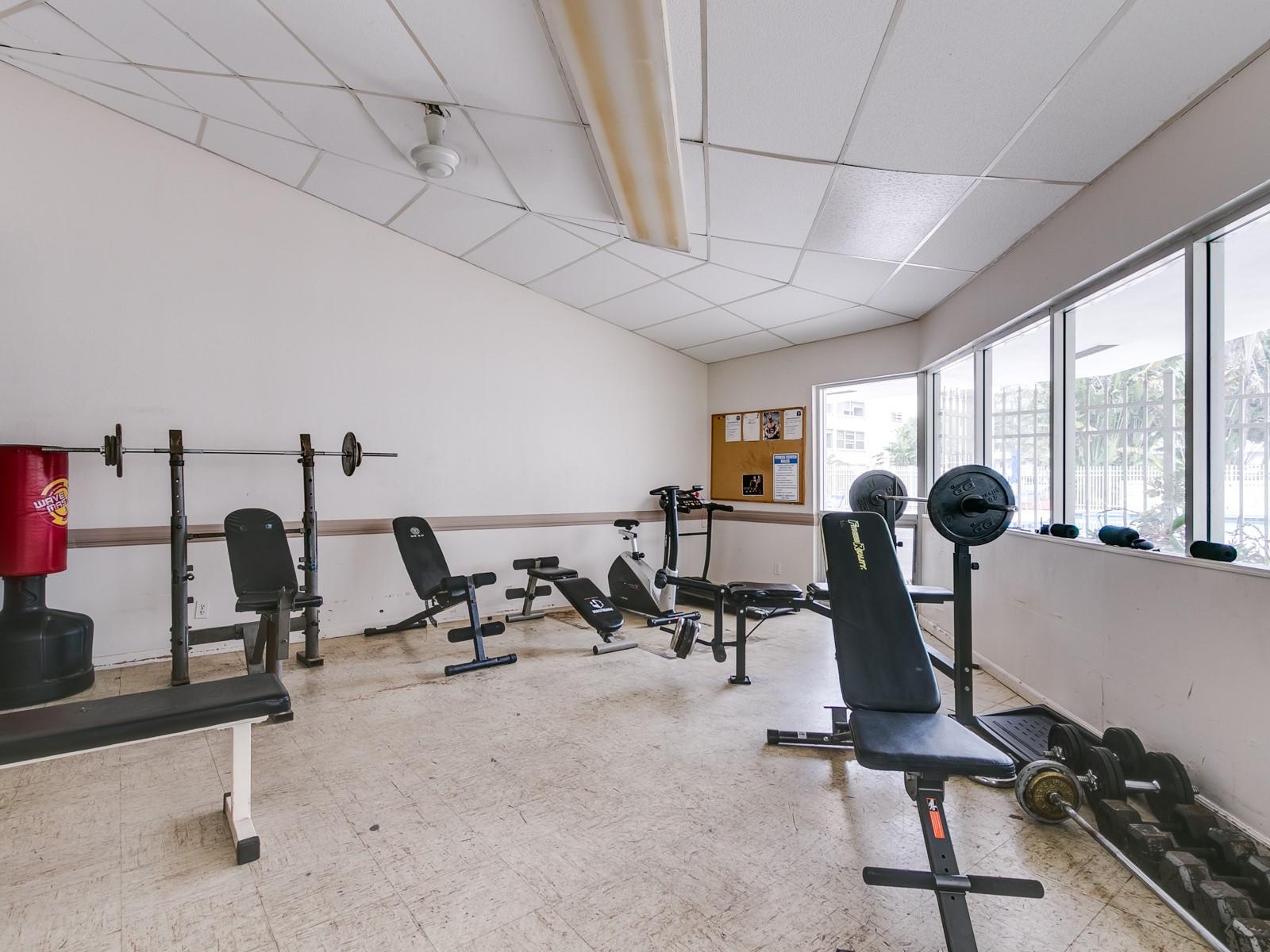 MEADOWBROOK CONDOS APTS - Residential