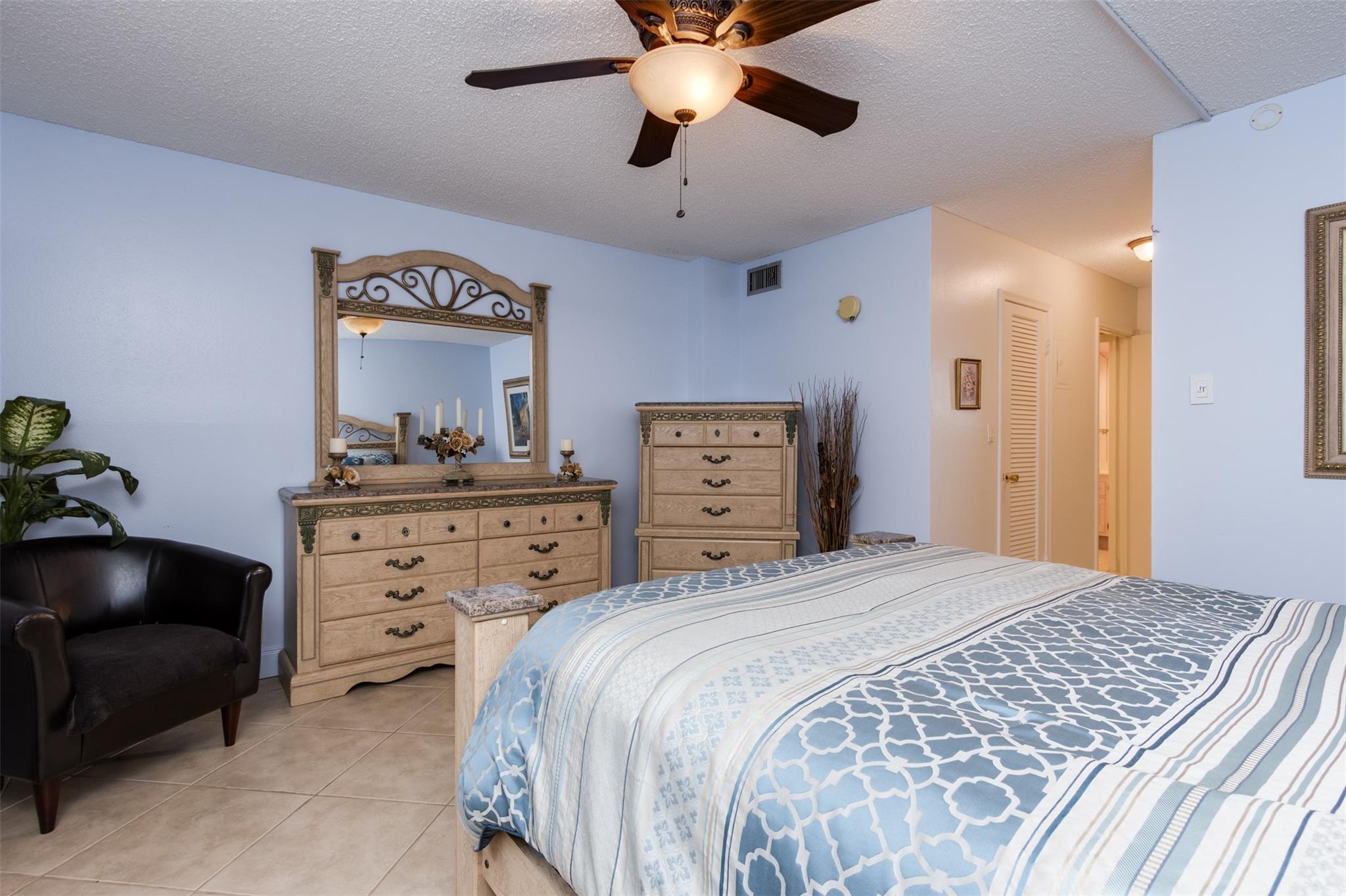 MEADOWBROOK CONDOS APTS - Residential