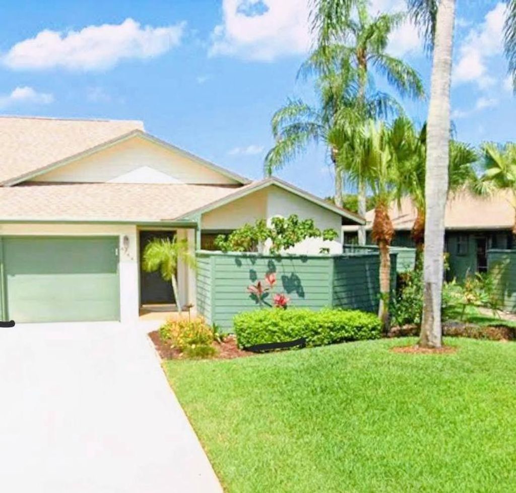 Photo of 6764 SE Bunker Hill Drive, Hobe Sound, FL 33455 (MLS # R11143080)