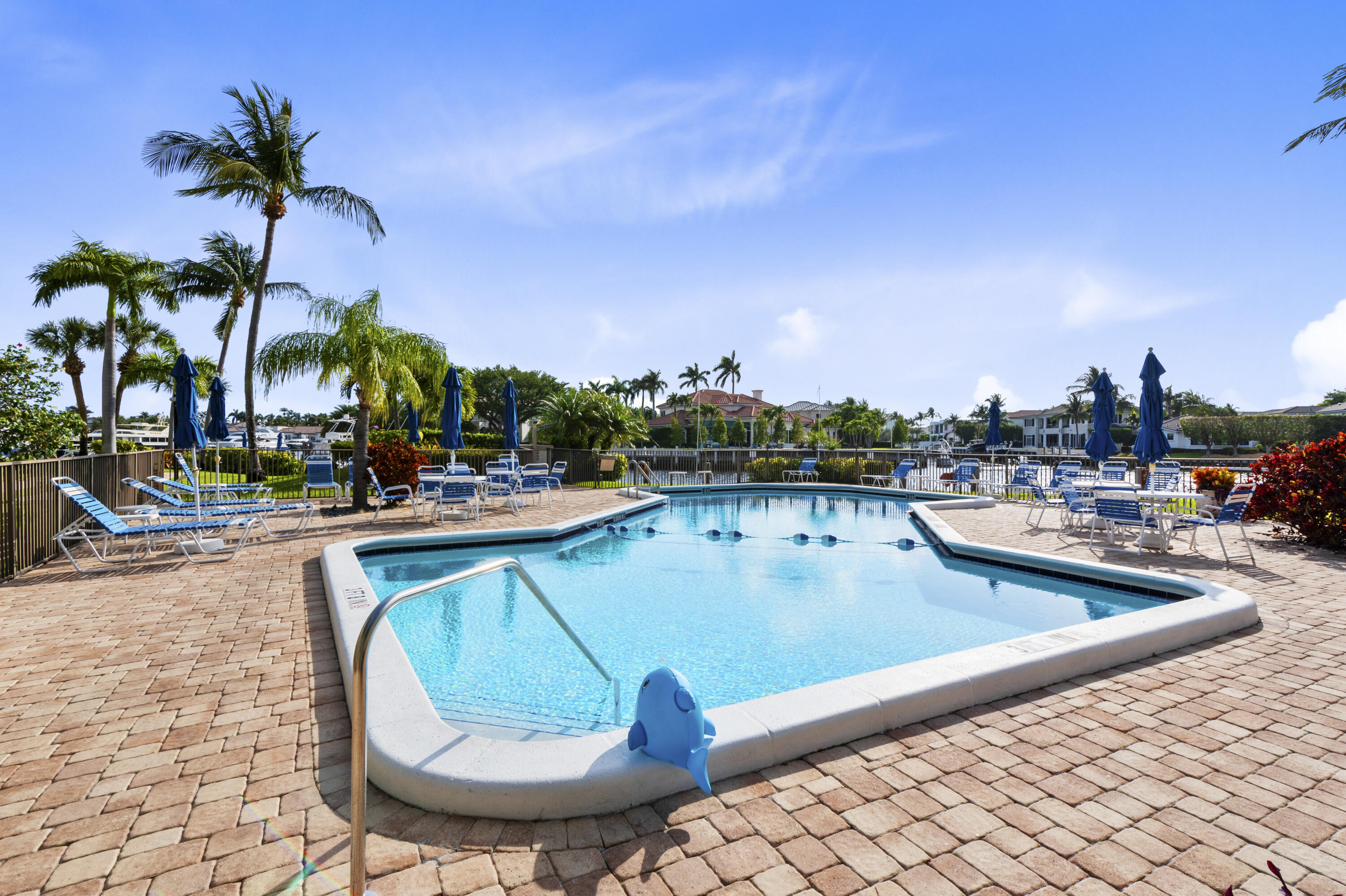 RIVER HOUSE TOWERS CONDO - Residential