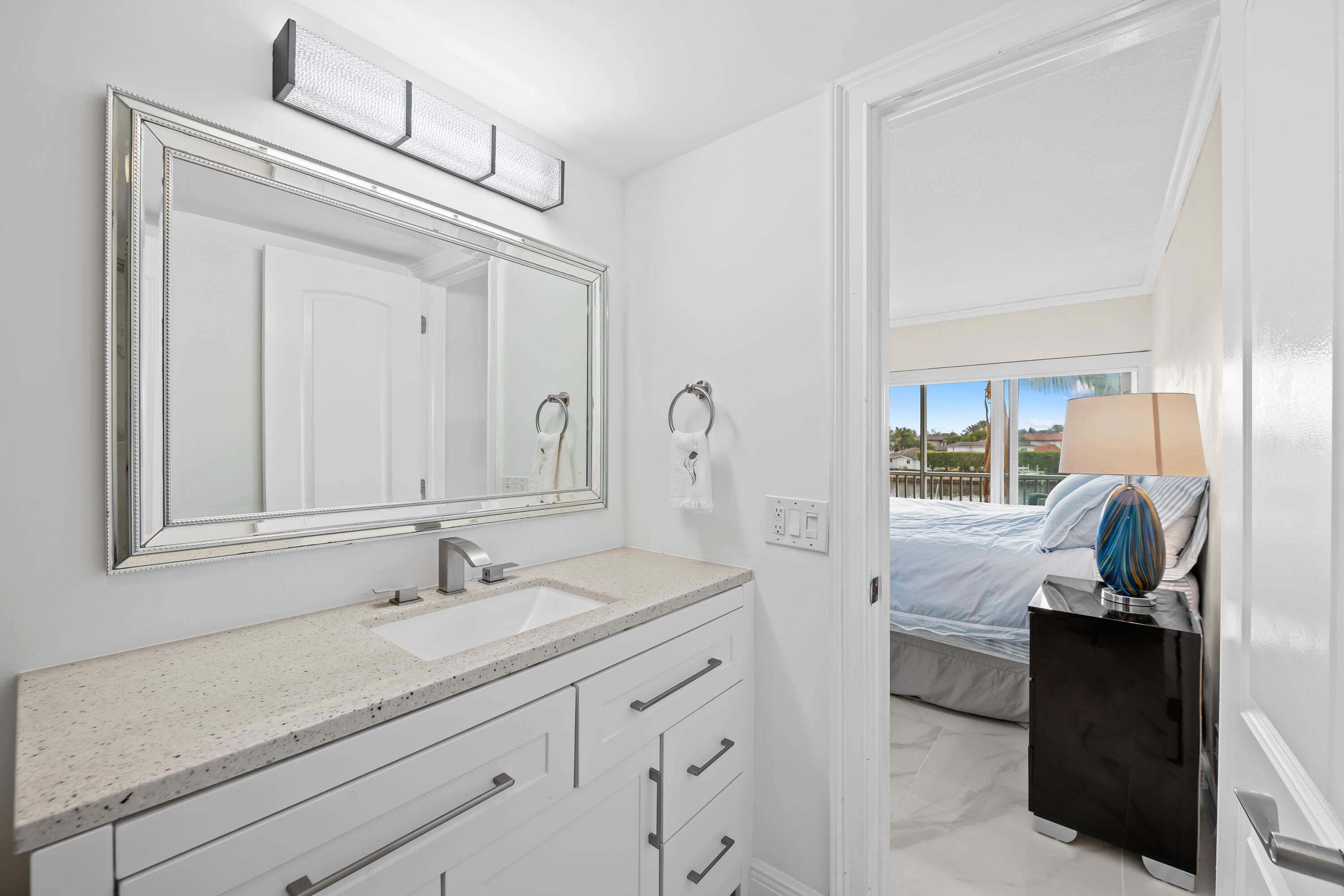 RIVER HOUSE TOWERS CONDO - Residential