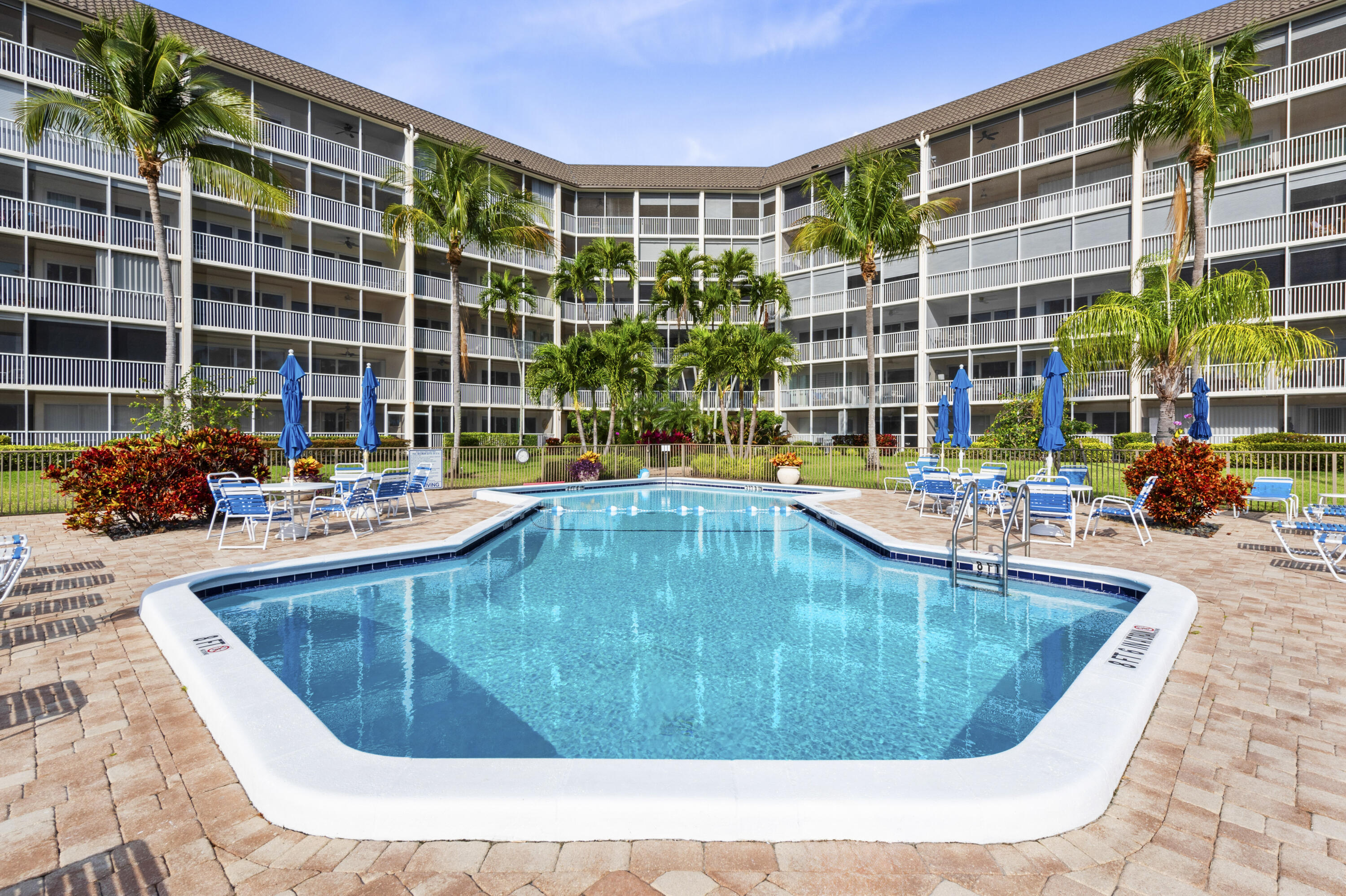 RIVER HOUSE TOWERS CONDO - Residential