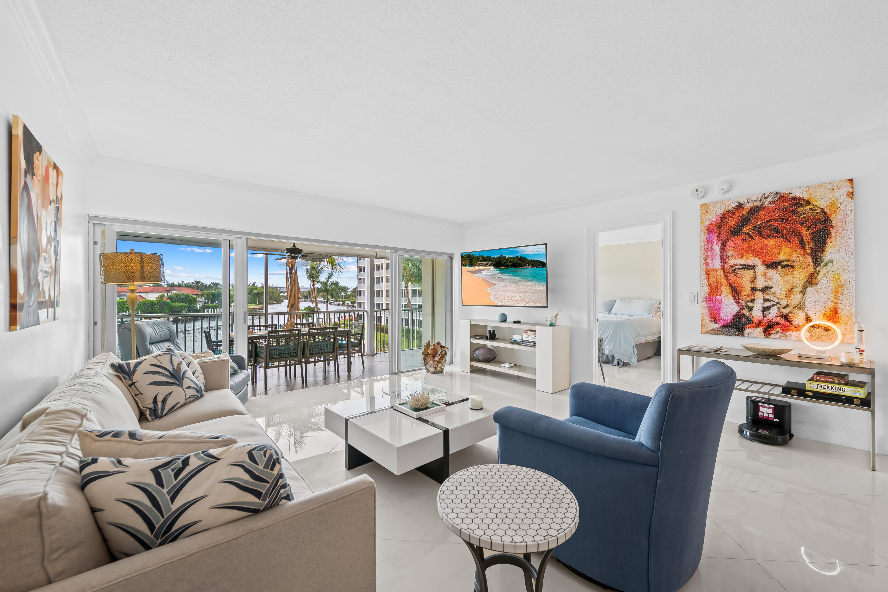 RIVER HOUSE TOWERS CONDO - Residential