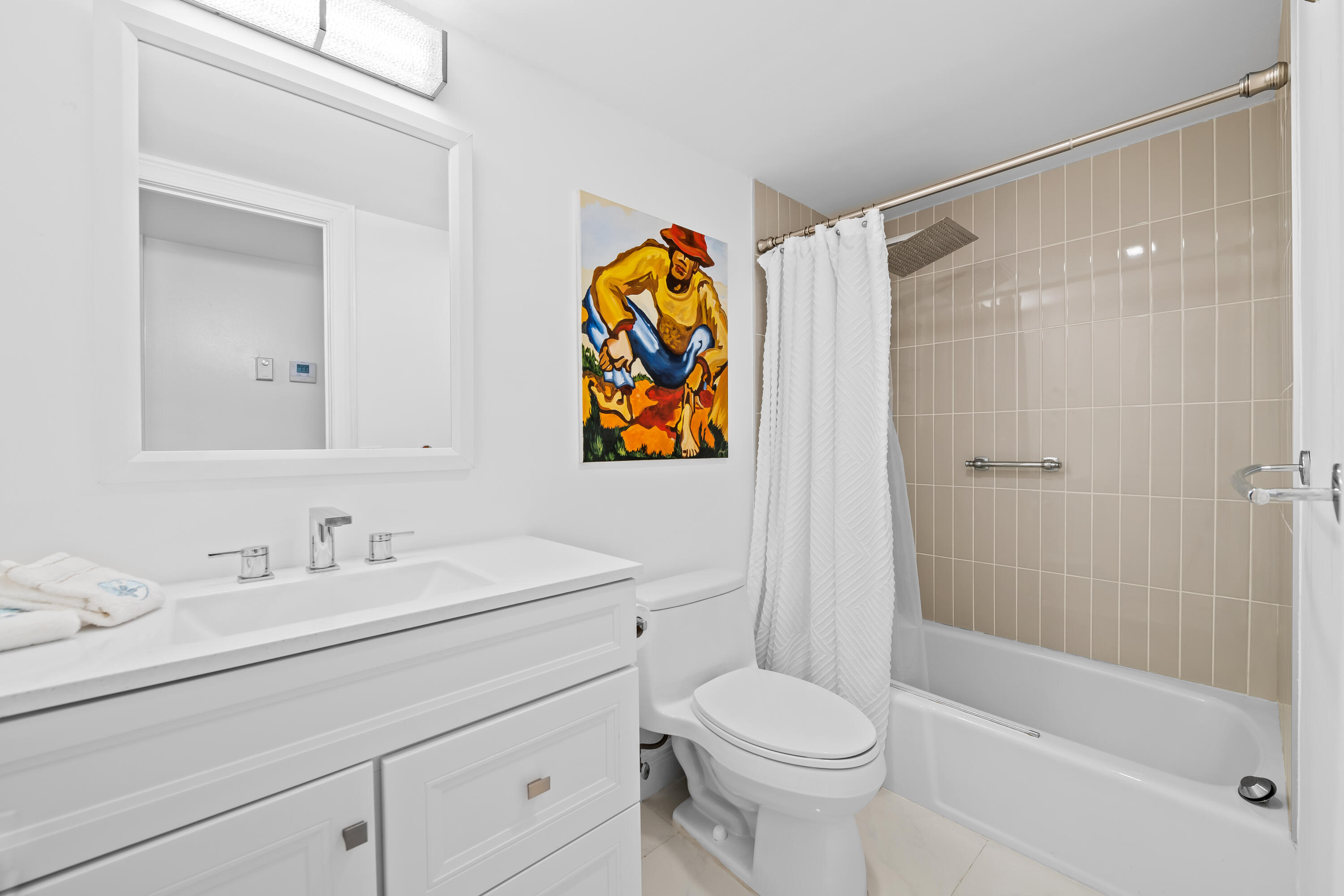 RIVER HOUSE TOWERS CONDO - Residential