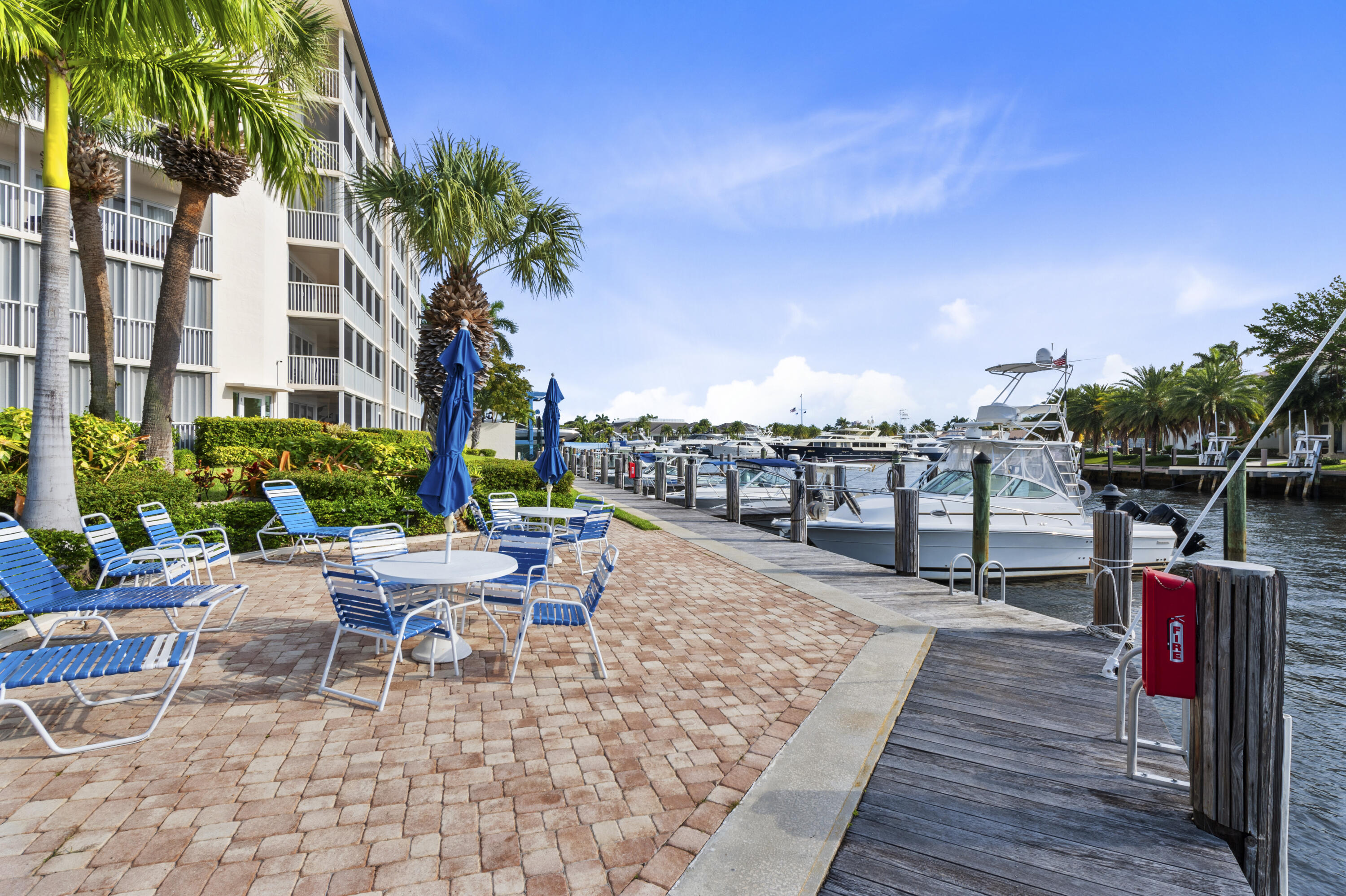 RIVER HOUSE TOWERS CONDO - Residential