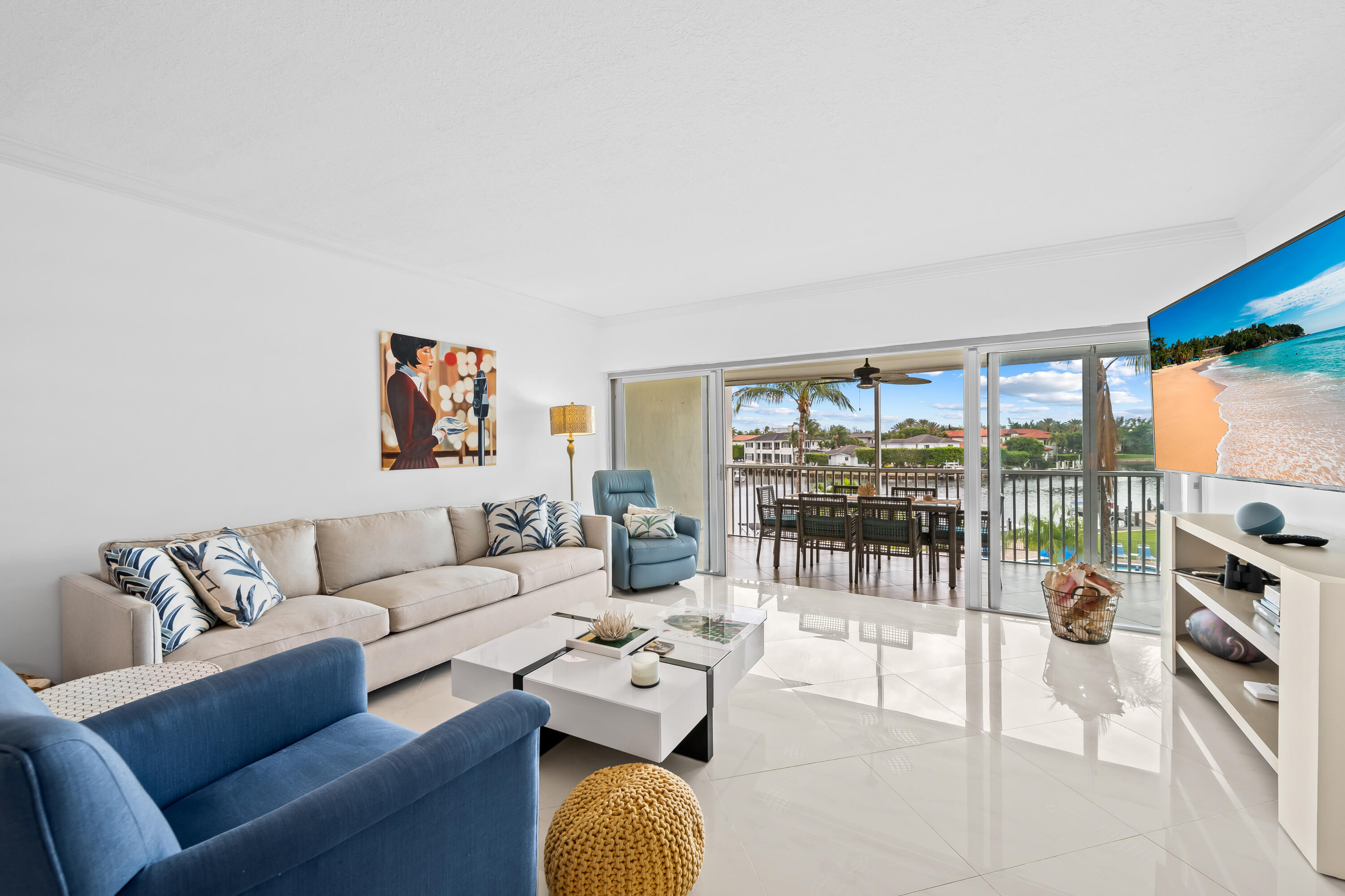 RIVER HOUSE TOWERS CONDO - Residential