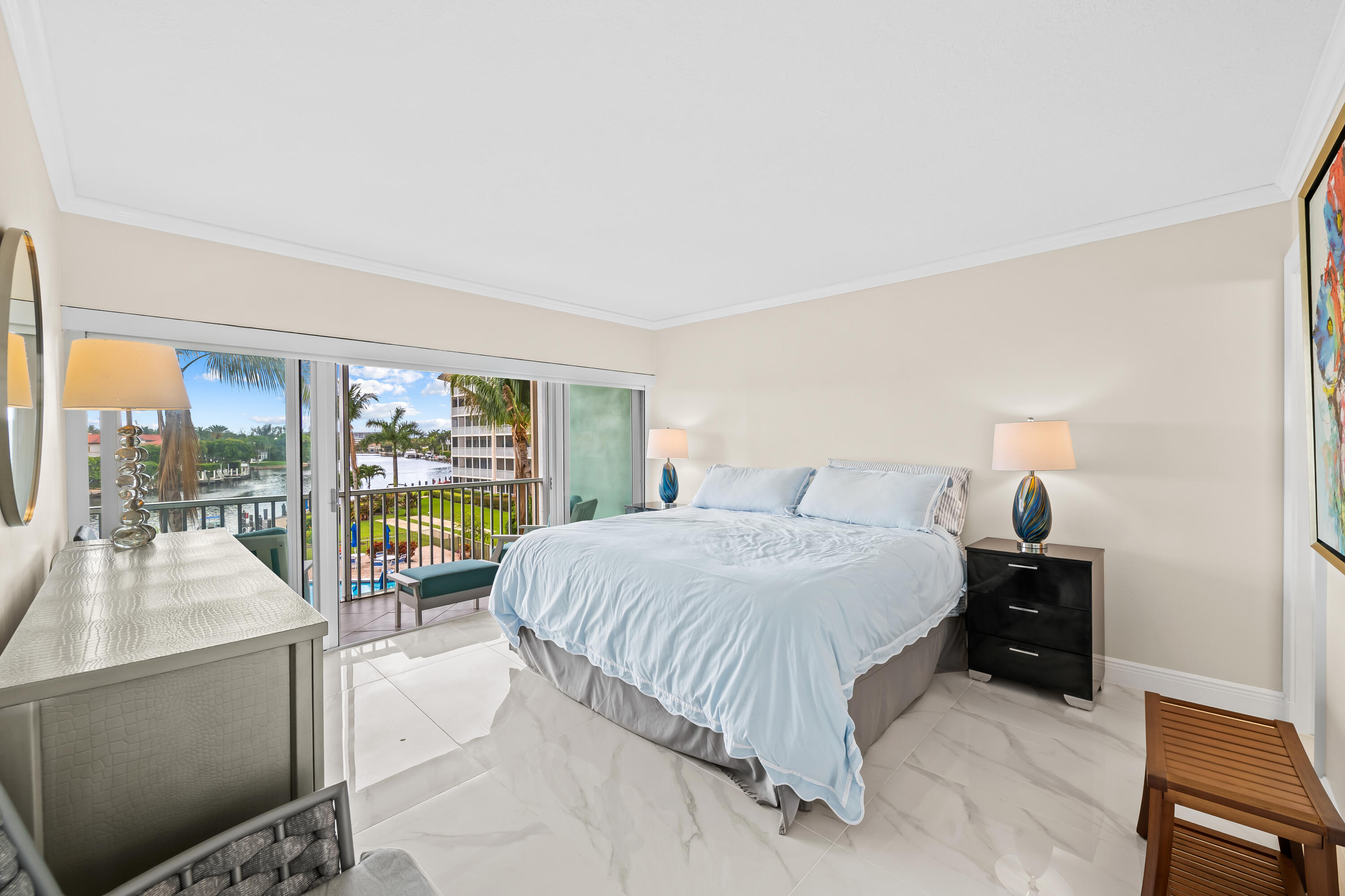 RIVER HOUSE TOWERS CONDO - Residential