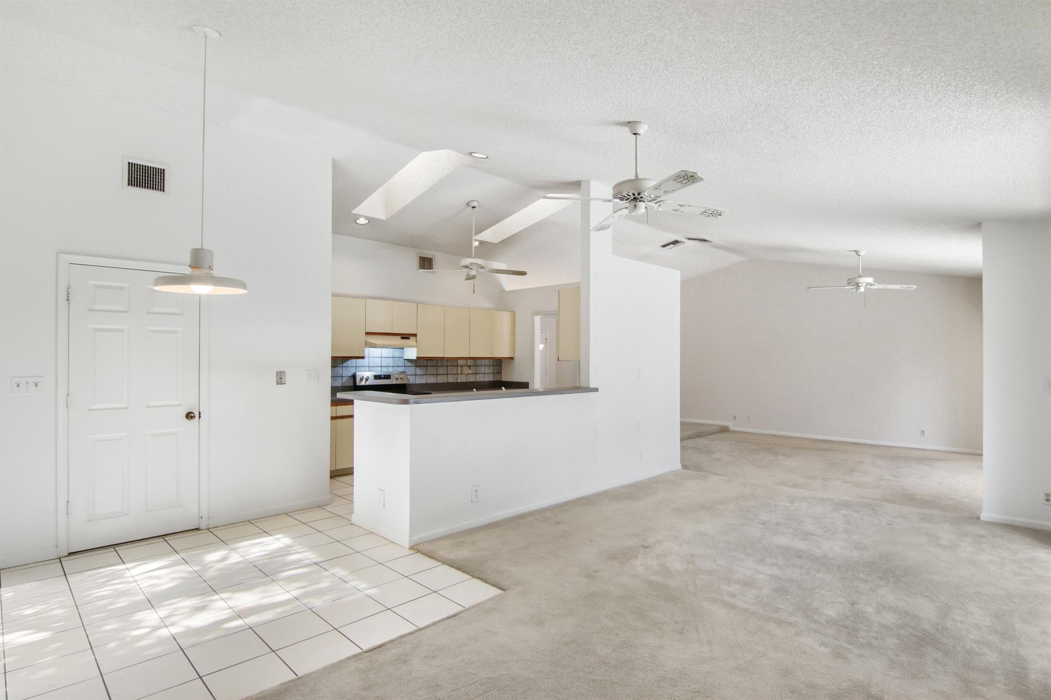 7600 W Country Club Boulevard