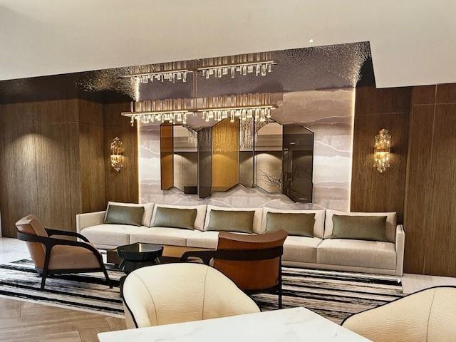 Southpoint Condominium - Residential