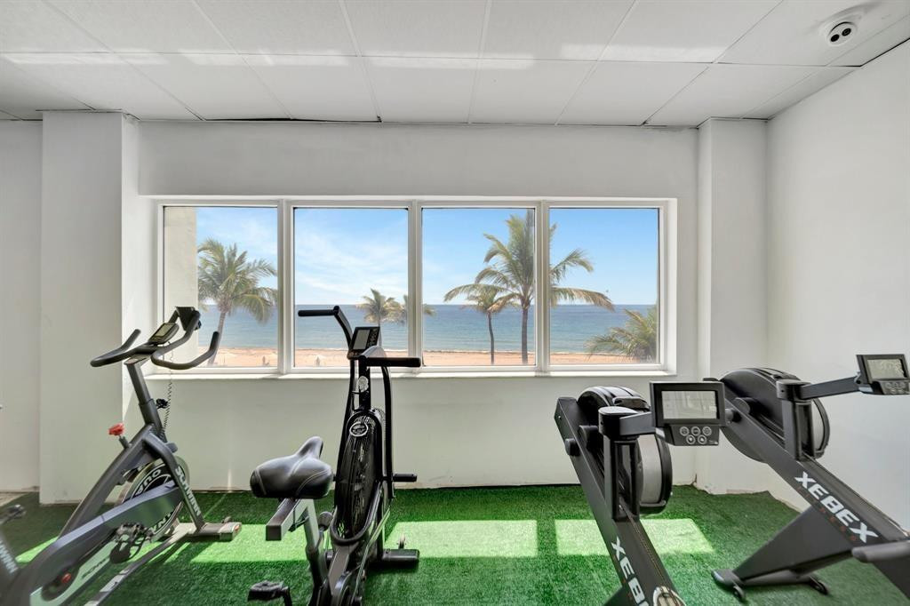 Southpoint Condominium - Residential