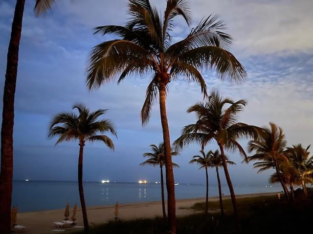 Southpoint Condominium - Residential