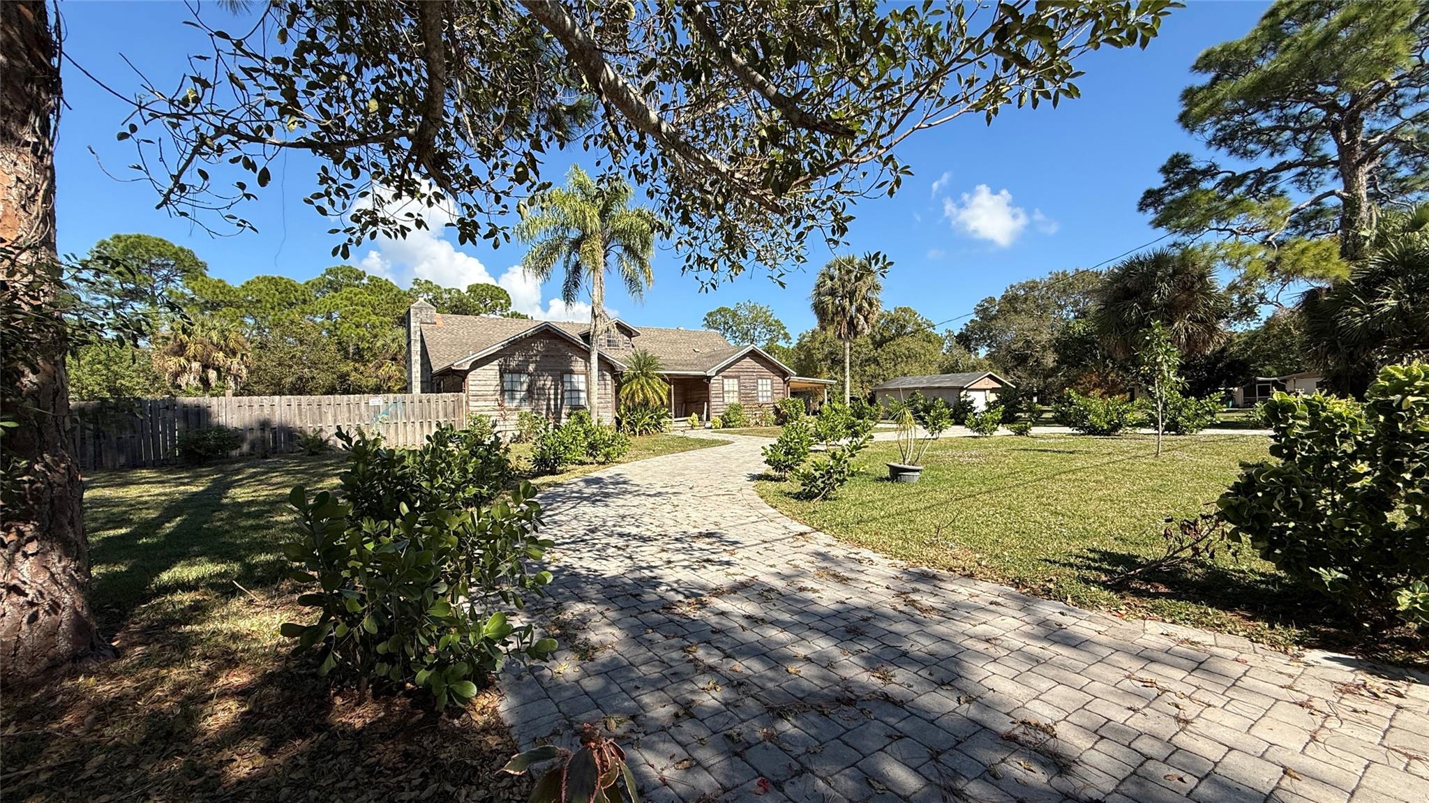 Regina Palms - Residential