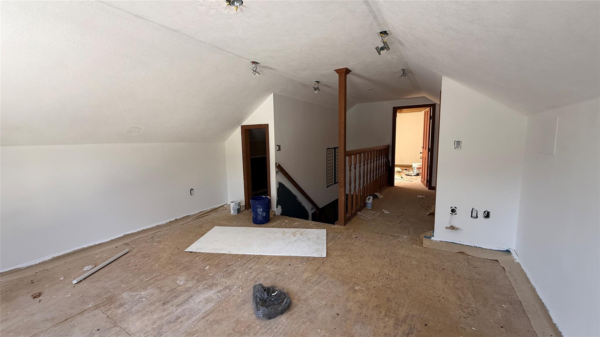 Regina Palms - Residential