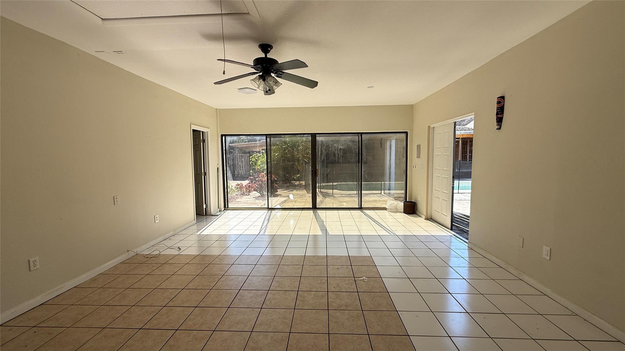 Regina Palms - Residential