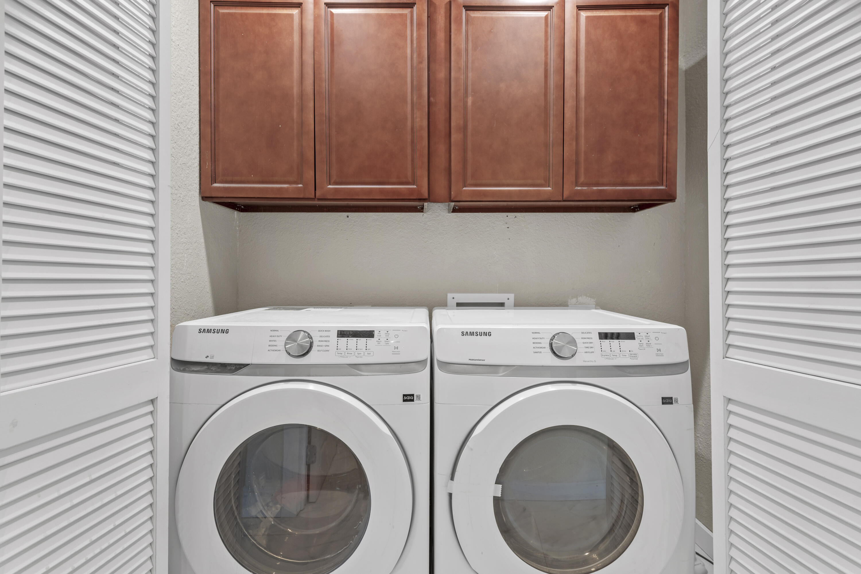 HENDRICKS HEIGHTS - Residential