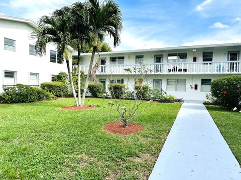 A home in Deerfield Beach