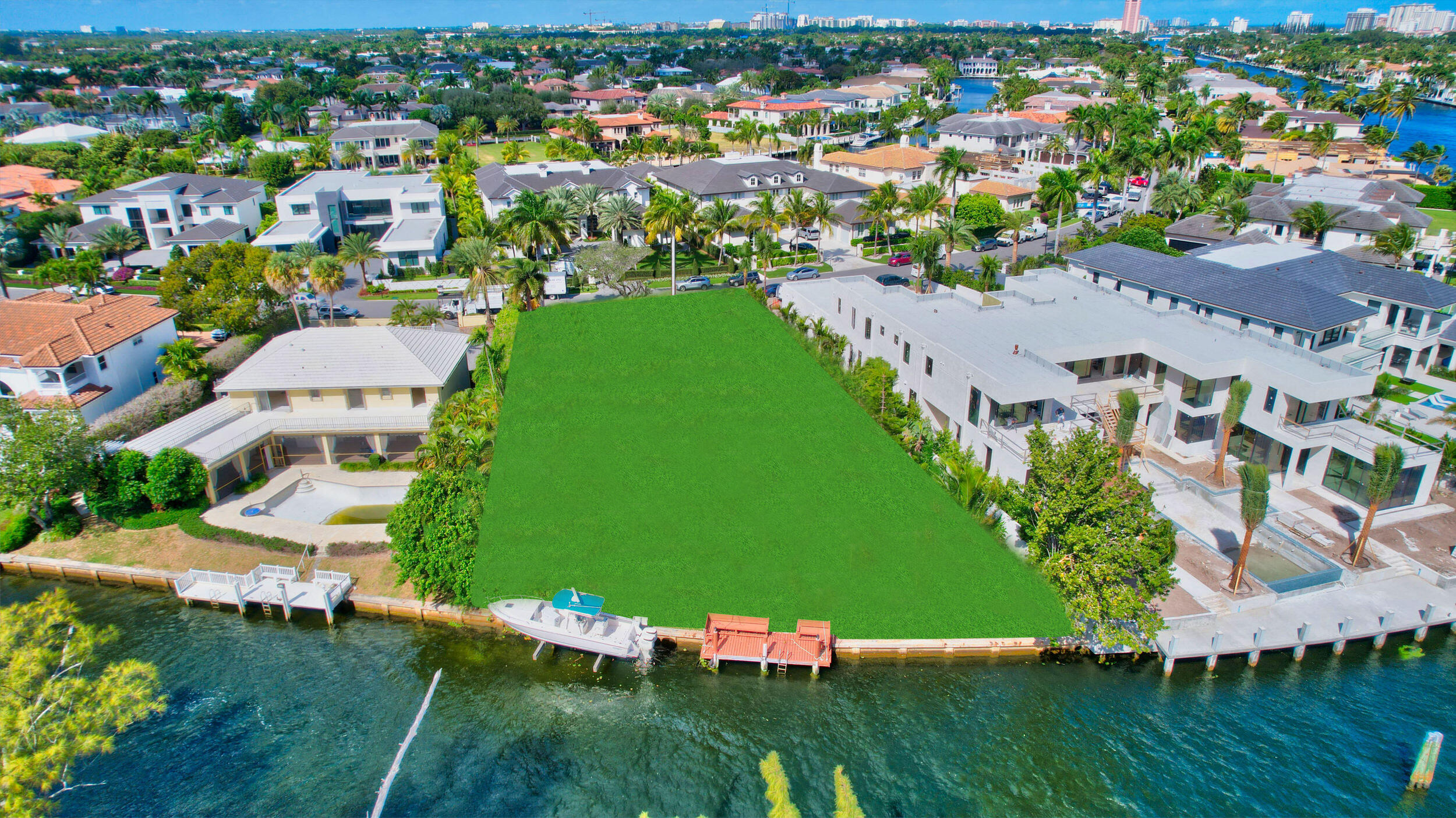 ROYAL PALM YACHT & COUNTRY CLUB - Residential