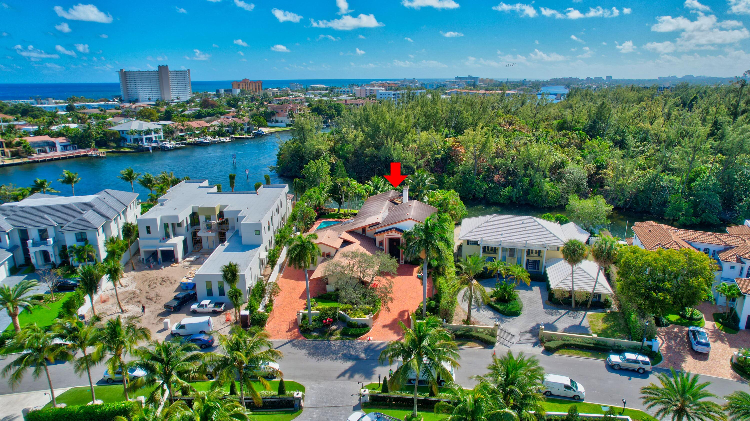 ROYAL PALM YACHT & COUNTRY CLUB - Residential