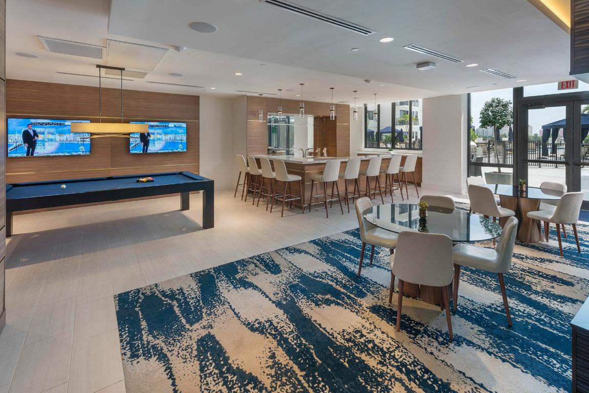 SPANISH RIVER LAND CO A - Residential Lease