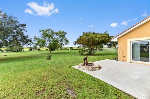 A home in Okeechobee