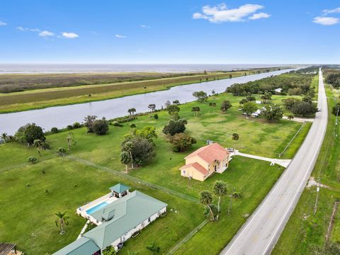 A home in Okeechobee