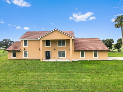 A home in Okeechobee