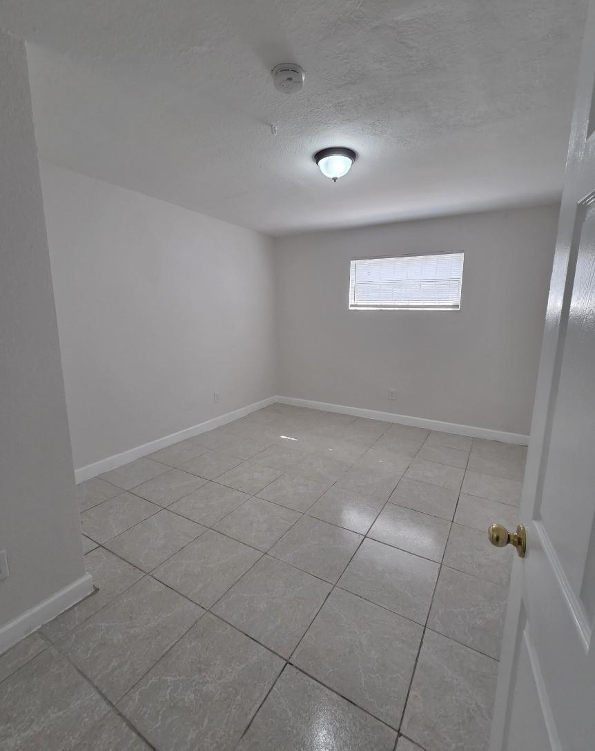 Washington Park 19-22 B - Residential Lease