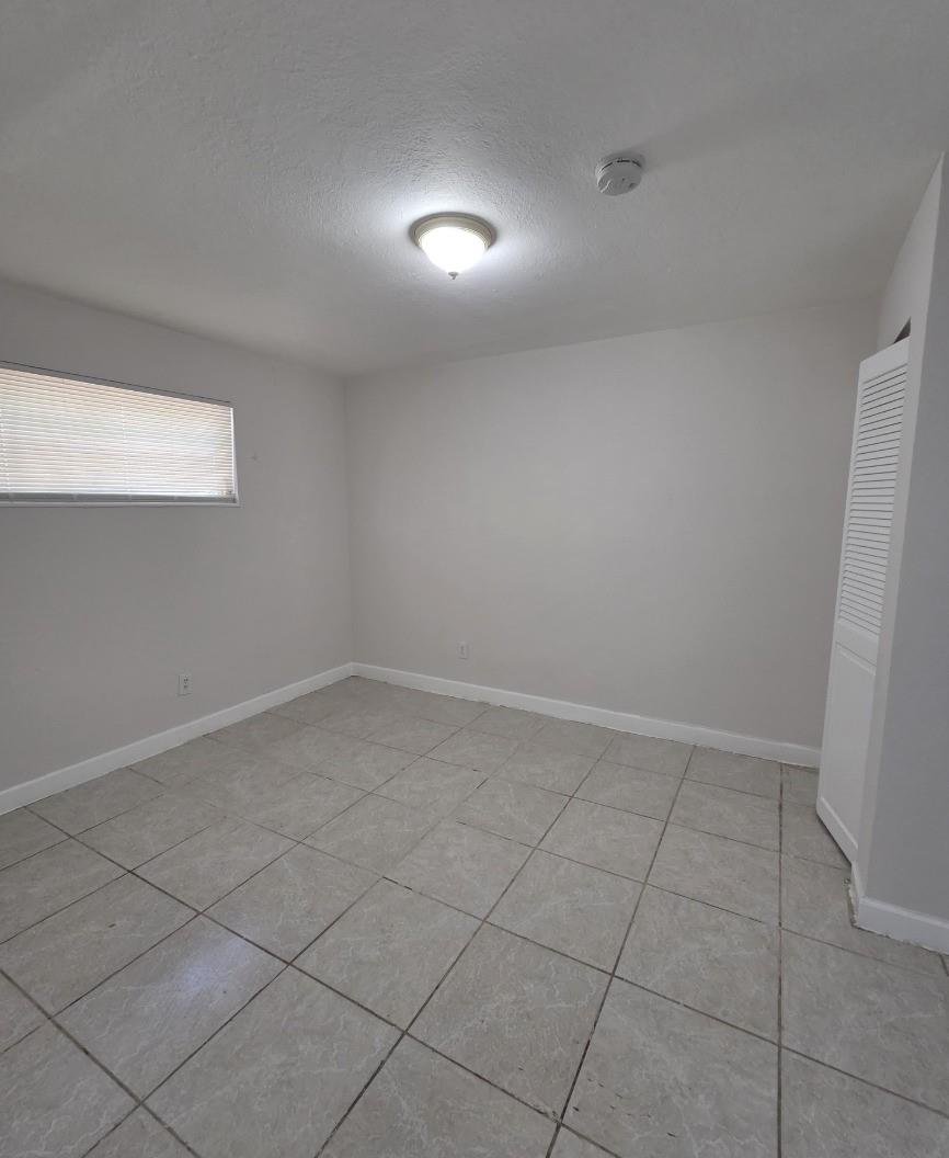 Washington Park 19-22 B - Residential Lease