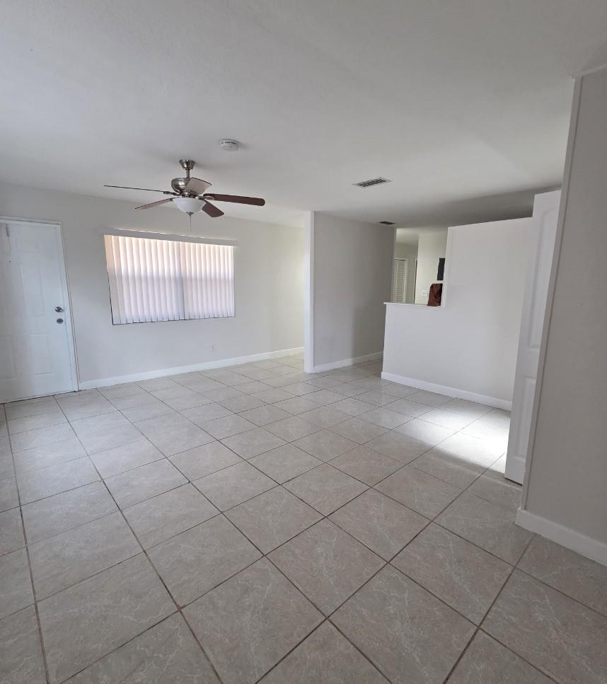 Washington Park 19-22 B - Residential Lease