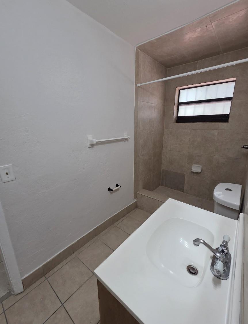 Washington Park 19-22 B - Residential Lease