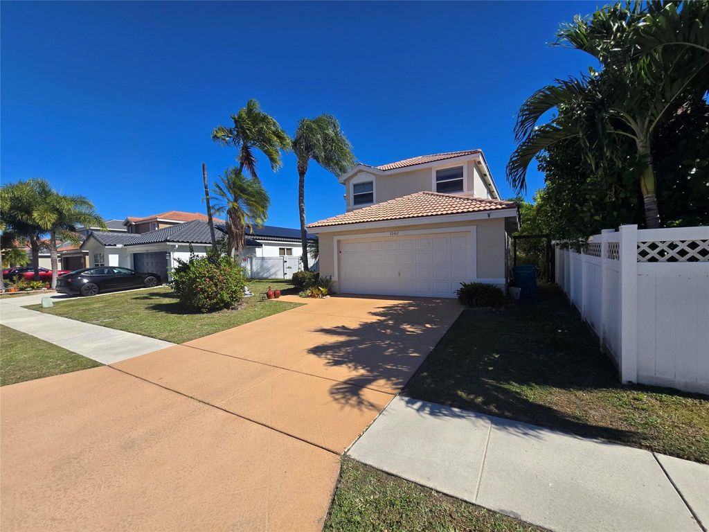 Photo of 7082 Middlebury Drive, Boynton Beach, FL 33436 (MLS # F10550323)