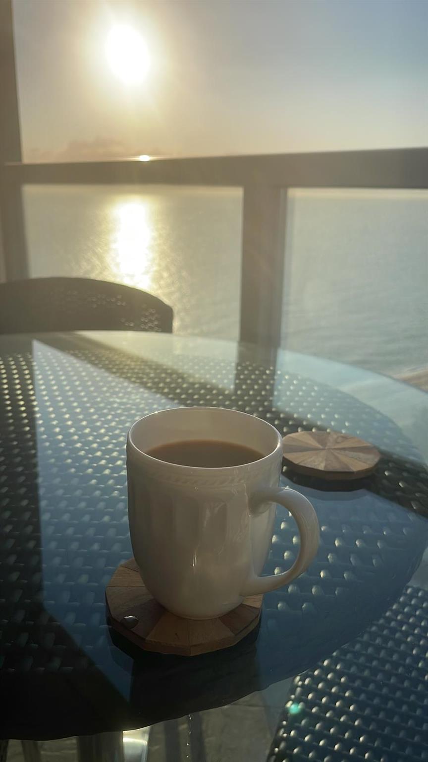 LA PERLA CONDO - Residential Lease