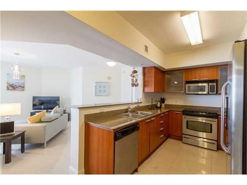 LA PERLA CONDO - Residential Lease