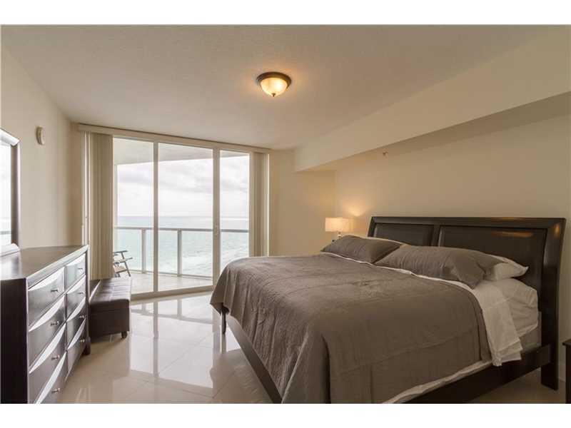 LA PERLA CONDO - Residential Lease