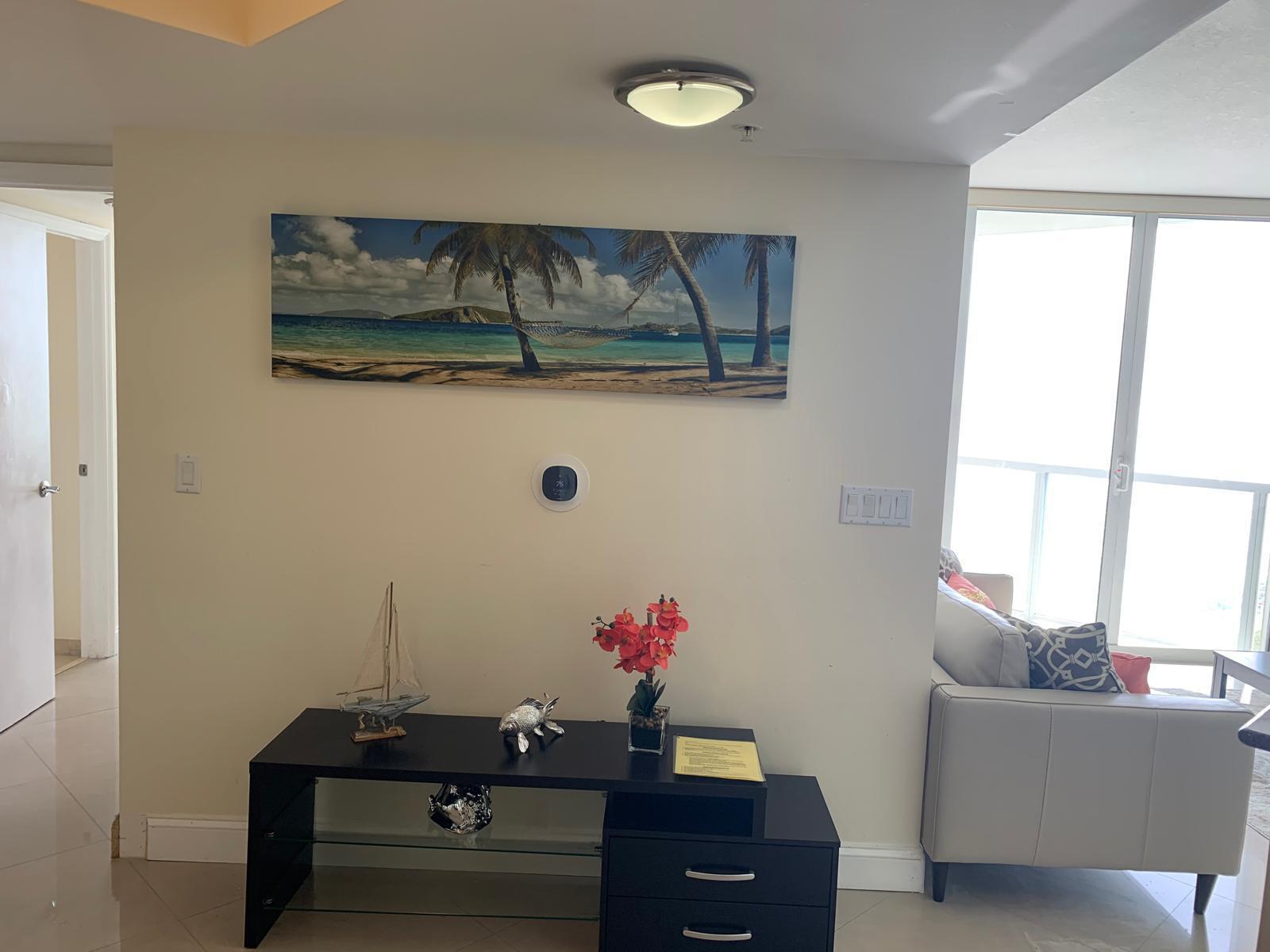 LA PERLA CONDO - Residential Lease