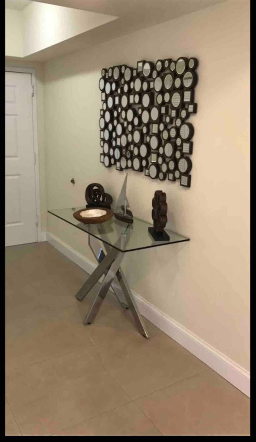 LA PERLA CONDO - Residential Lease